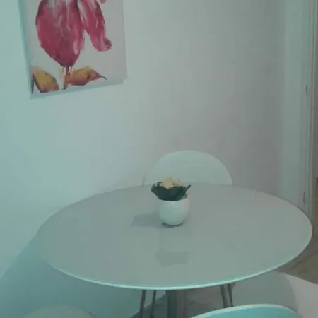 In Near Miline * Rogoznica (Sibenik-Knin)