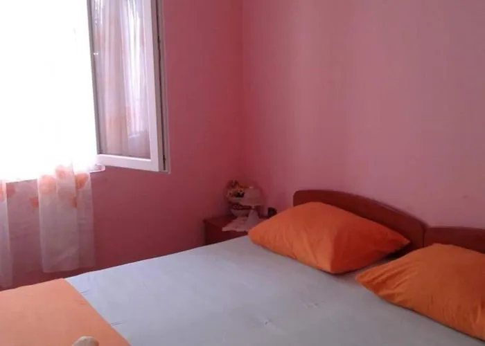 In Near Miline Appartement *